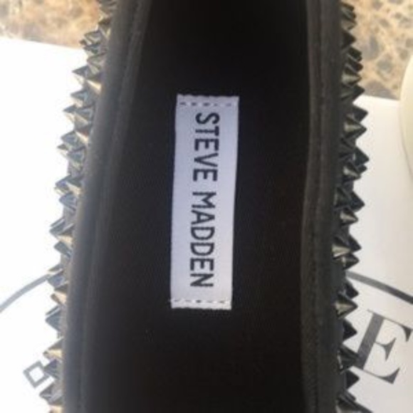NEW STEVE MADDEN Baxon Black with Studs Sneakers - Picture 7 of 7
